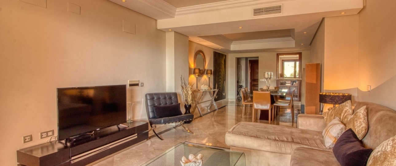 Resale - apartment - Estepona - Estepona Centro