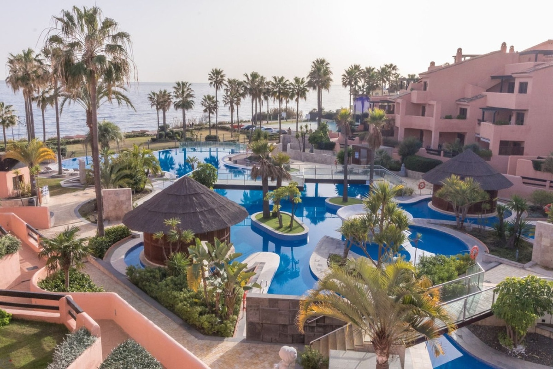 Resale - apartment - Estepona - Estepona Centro