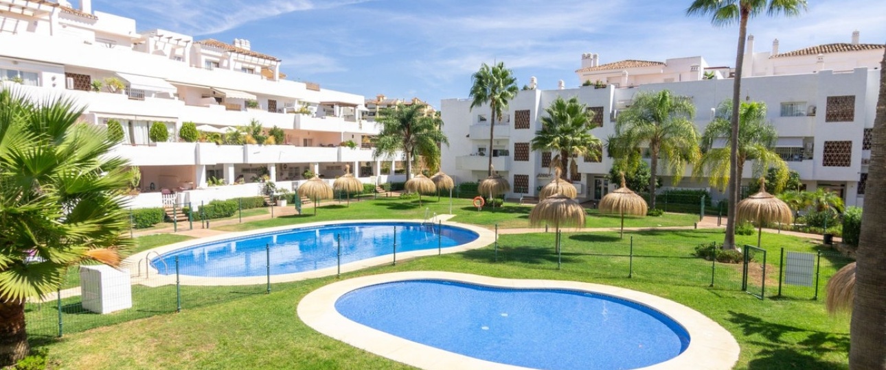 Resale - apartment - Estepona - Estepona Centro