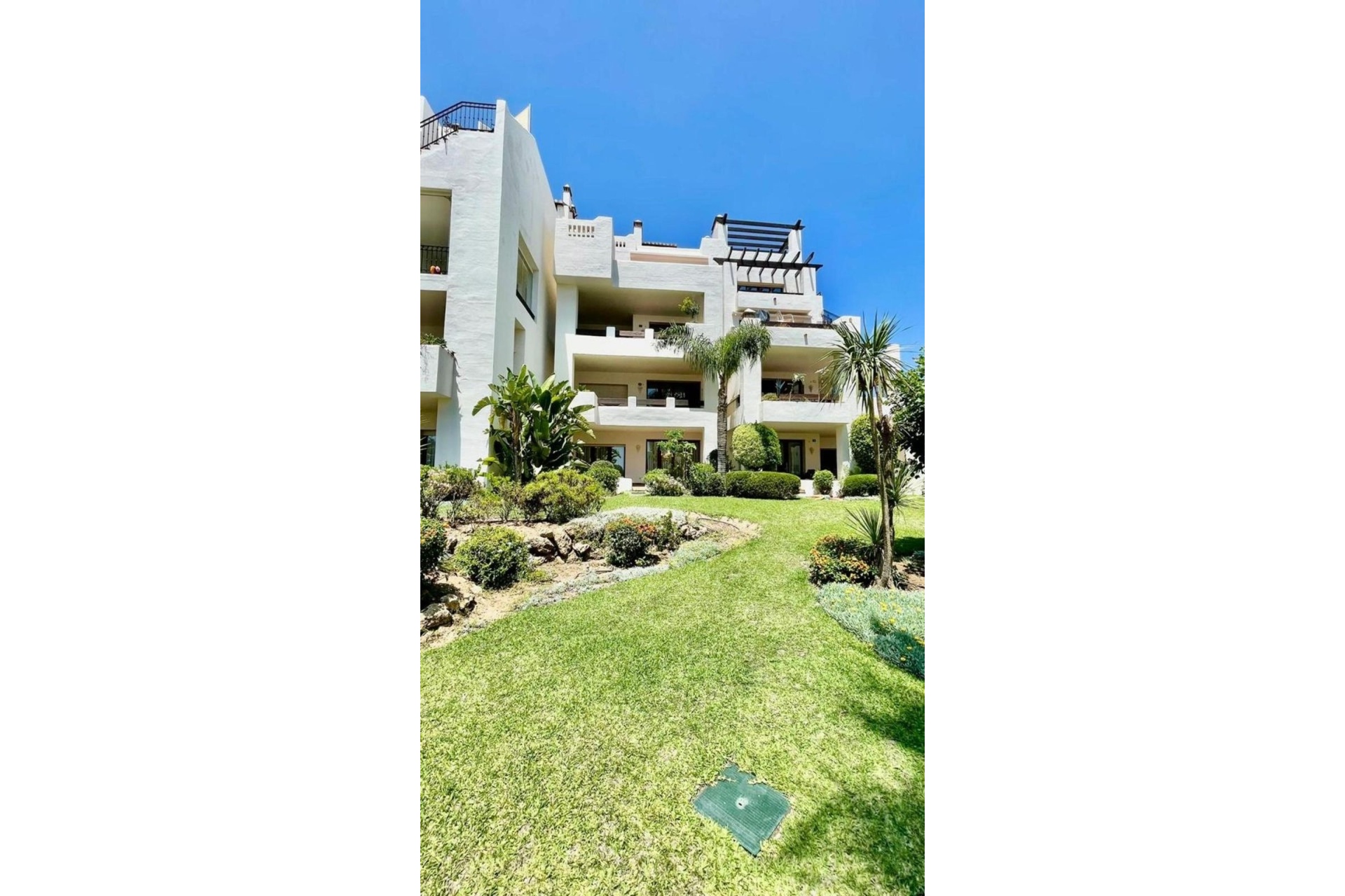 Resale - apartment - Estepona - Estepona Centro