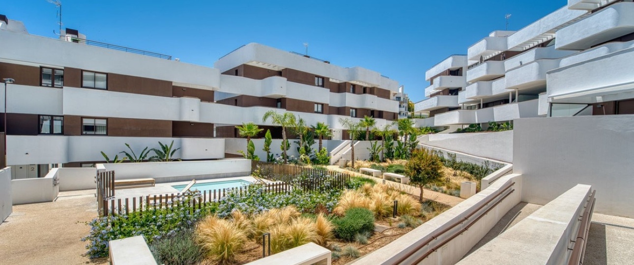 Resale - apartment - Estepona - Estepona Centro