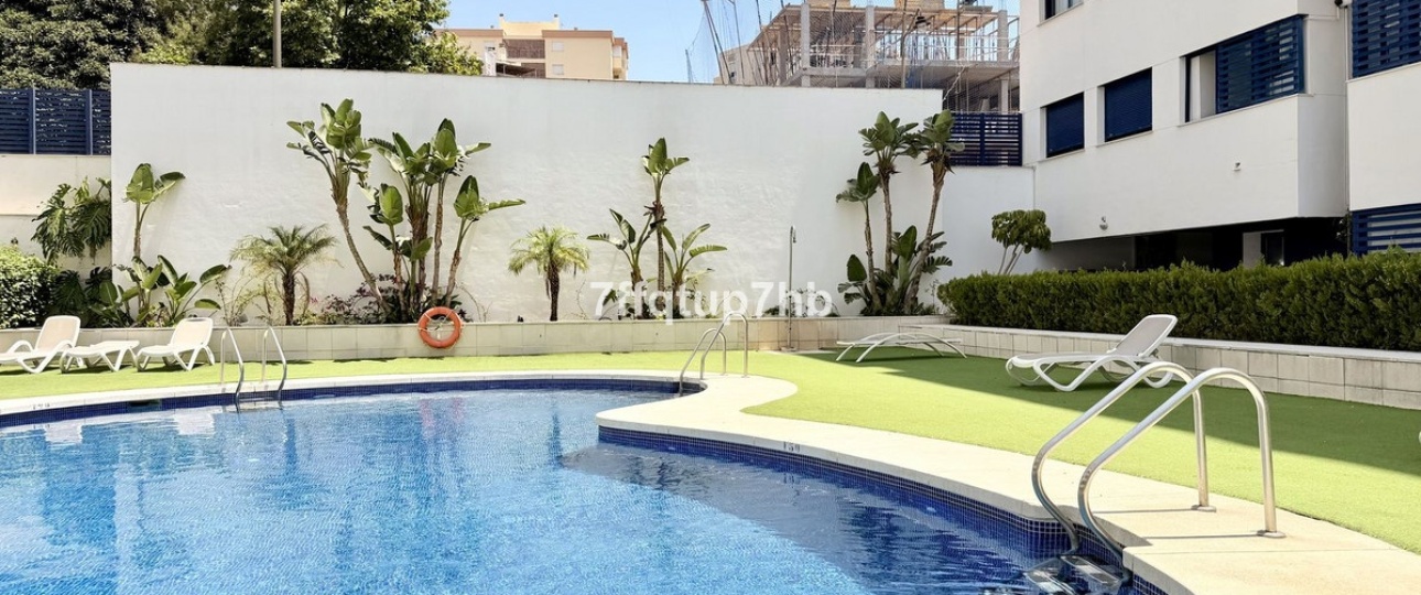 Resale - apartment - Estepona - Estepona Centro