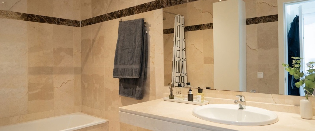 Resale - apartment - Estepona - Estepona Centro