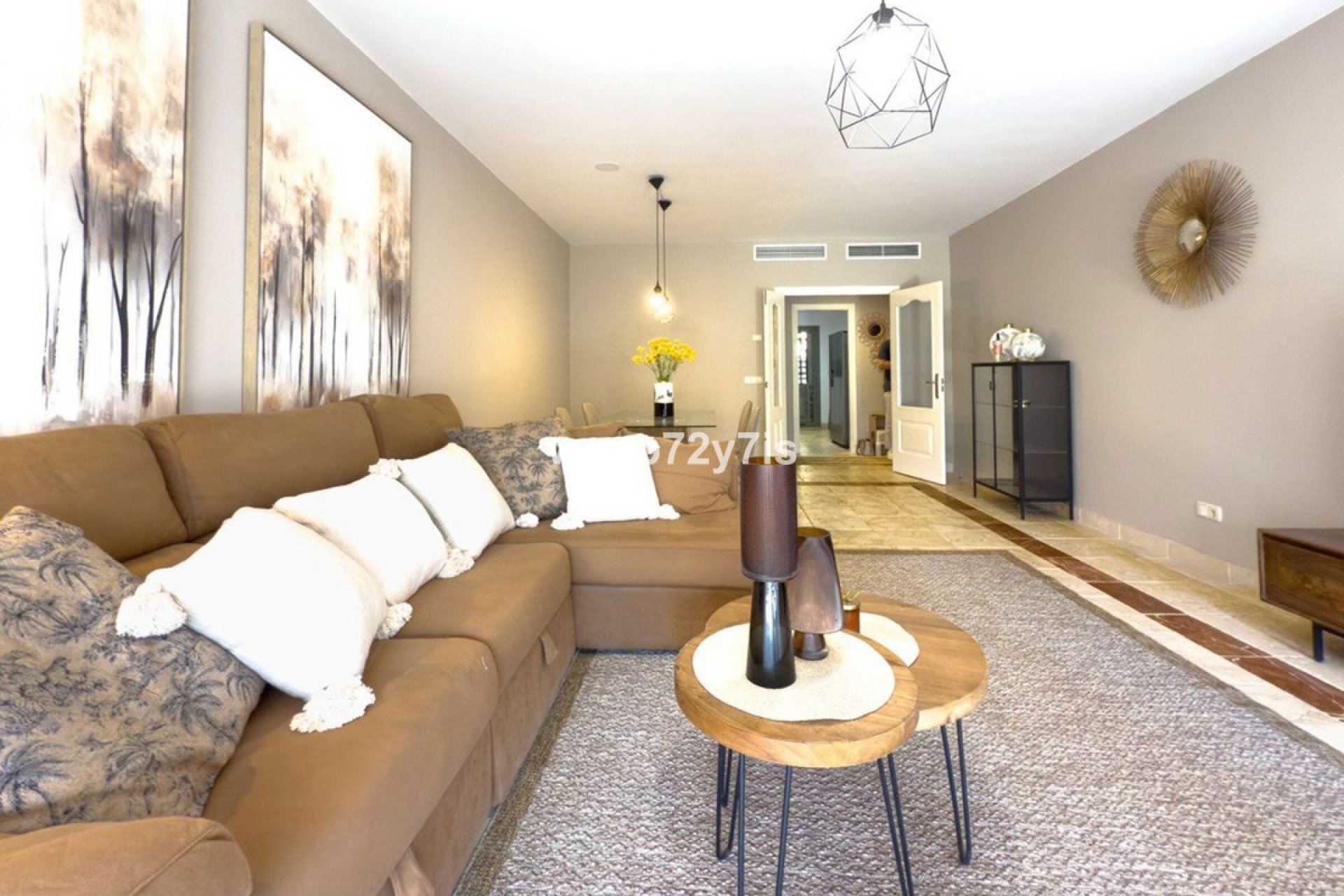 Resale - apartment - Estepona - Estepona Centro