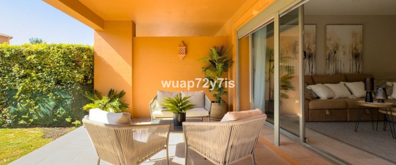 Resale - apartment - Estepona - Estepona Centro