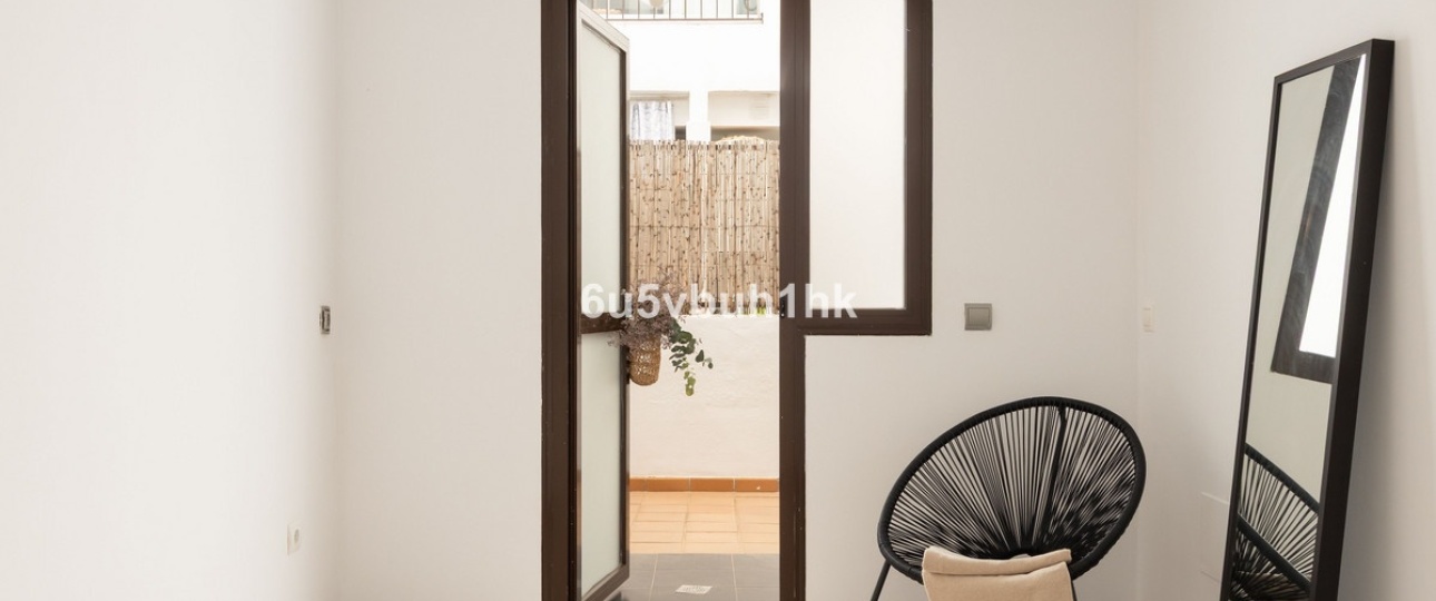 Resale - apartment - Estepona - Estepona Centro