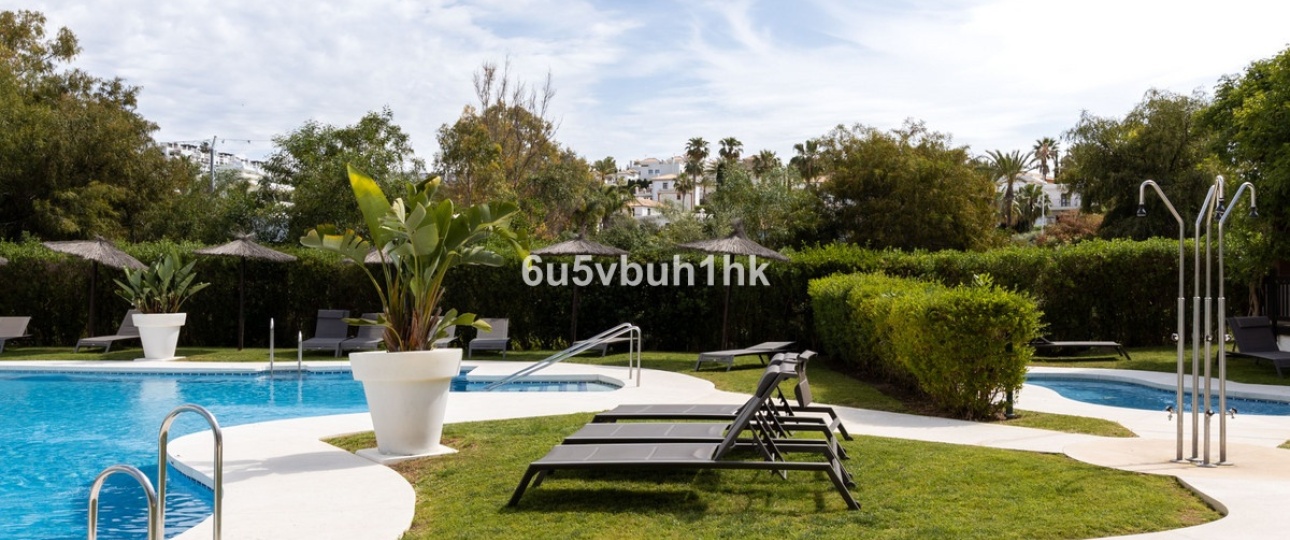 Resale - apartment - Estepona - Estepona Centro