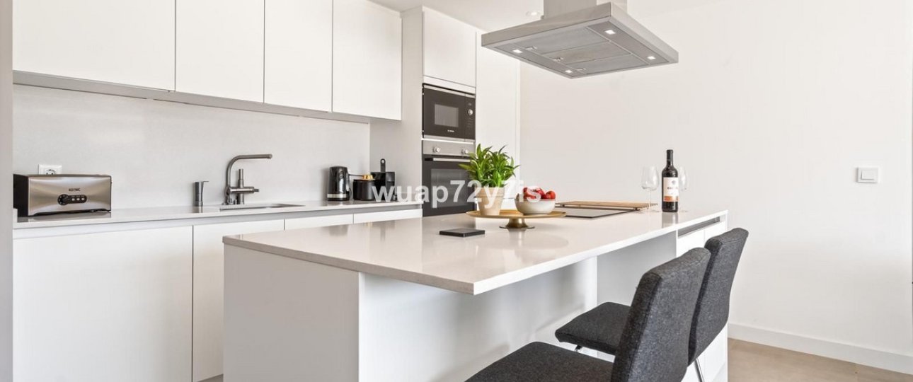 Resale - apartment - Estepona - Estepona Centro