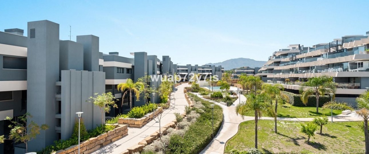 Resale - apartment - Estepona - Estepona Centro