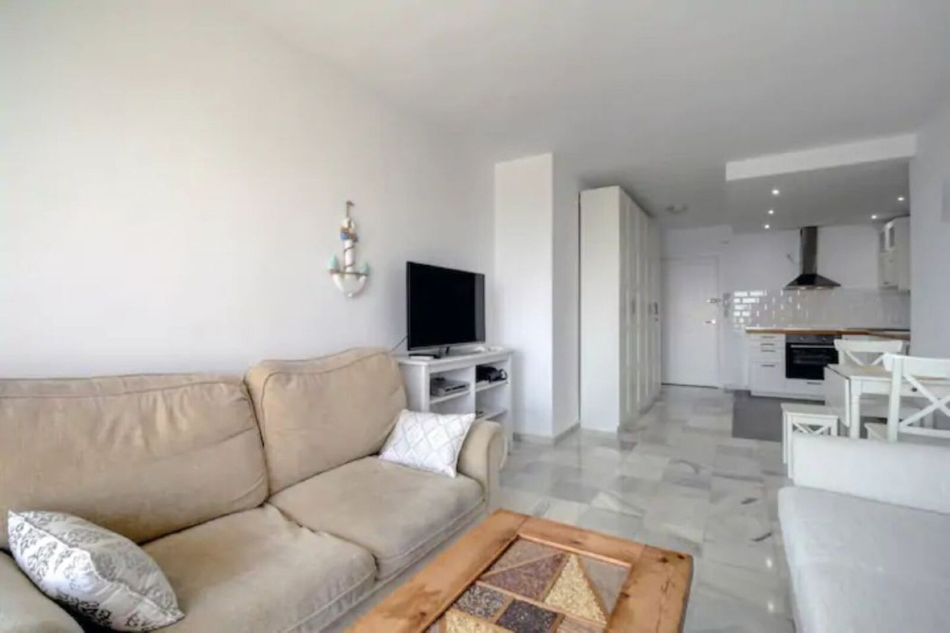 Resale - apartment - Estepona - Estepona Centro