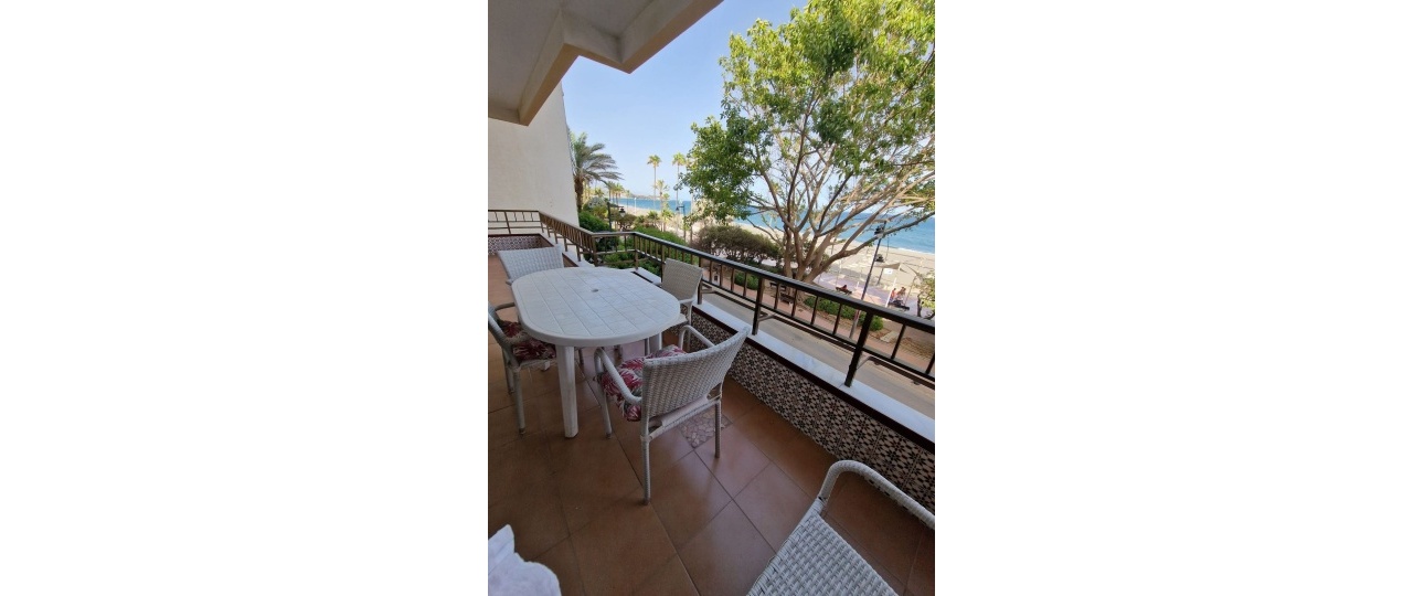 Resale - apartment - Estepona - Estepona Centro