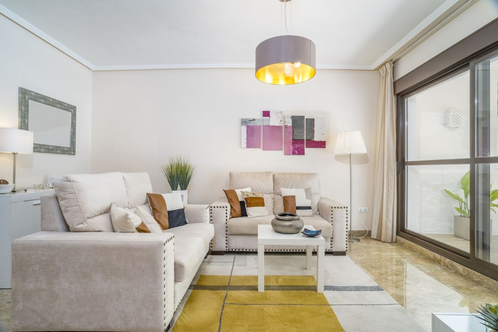 Resale - apartment - Estepona - Estepona Centro