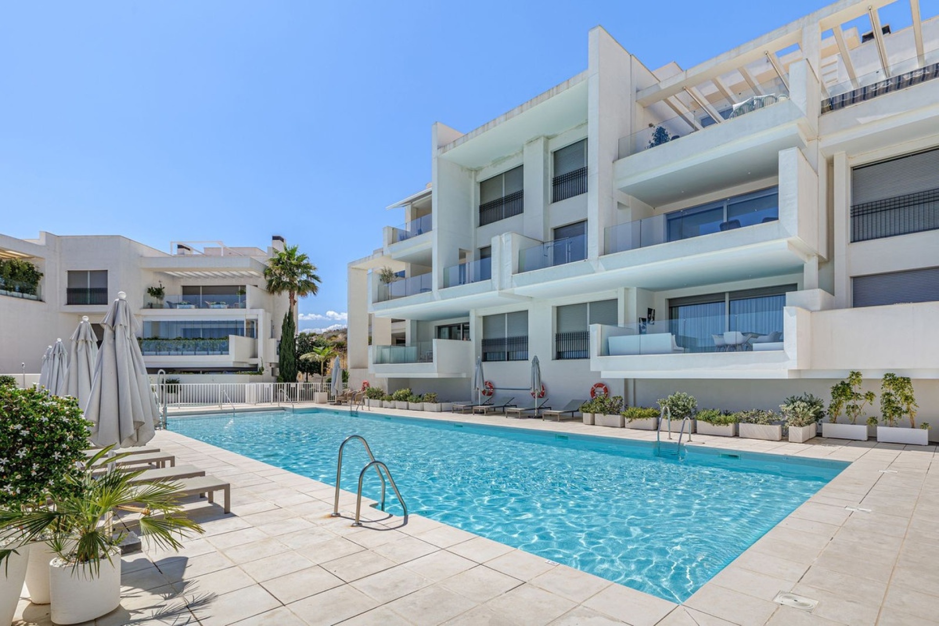 Resale - apartment - Estepona - Estepona Centro
