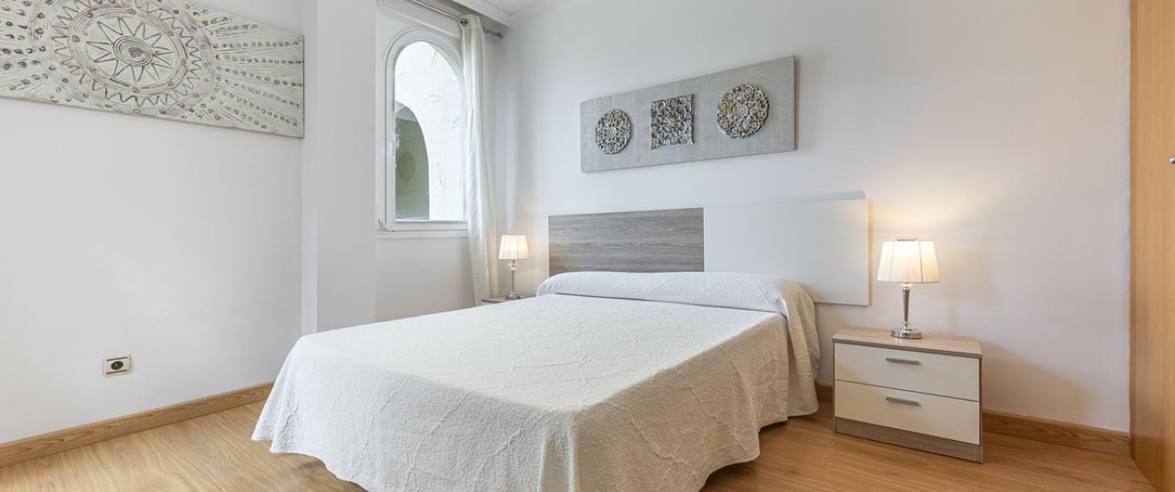 Resale - apartment - Estepona - Estepona Centro