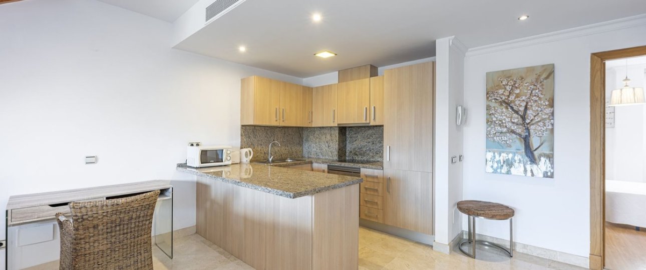 Resale - apartment - Estepona - Estepona Centro