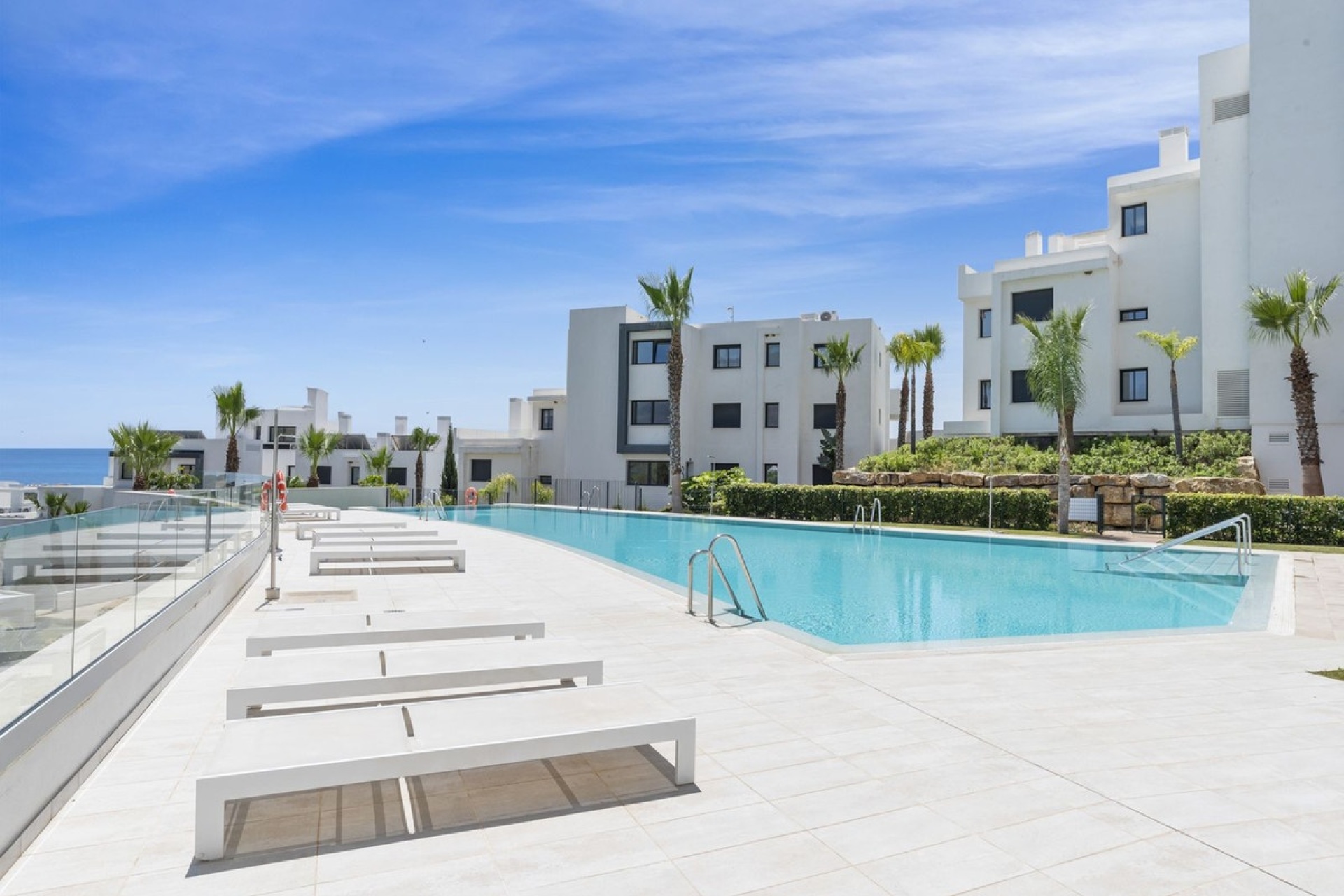 Resale - apartment - Estepona - Estepona Centro
