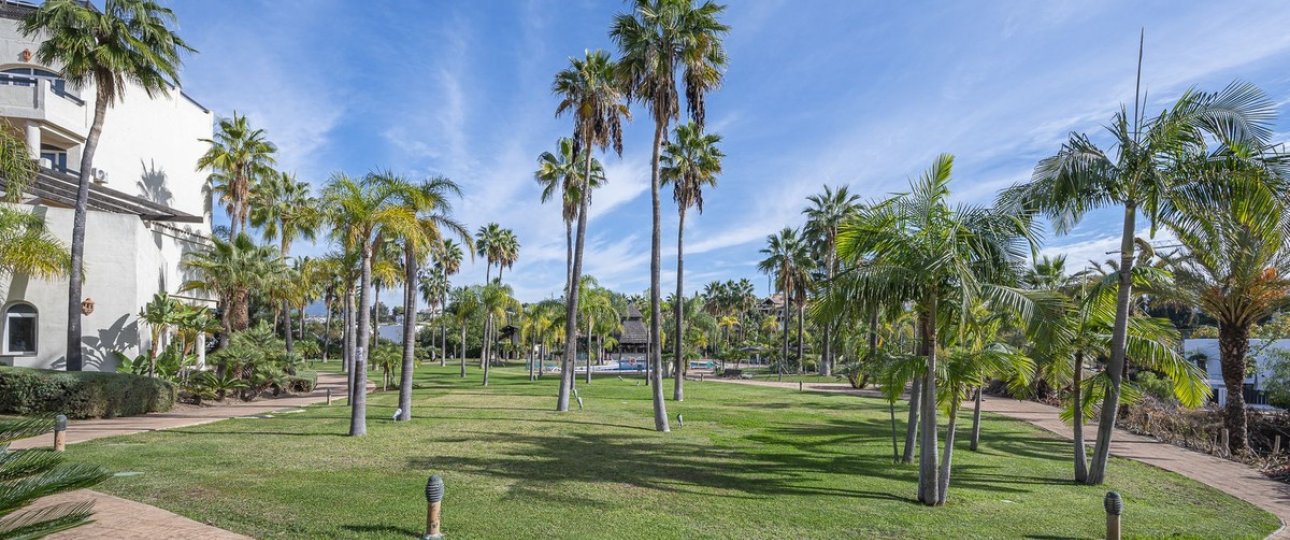 Resale - apartment - Estepona - Estepona Centro