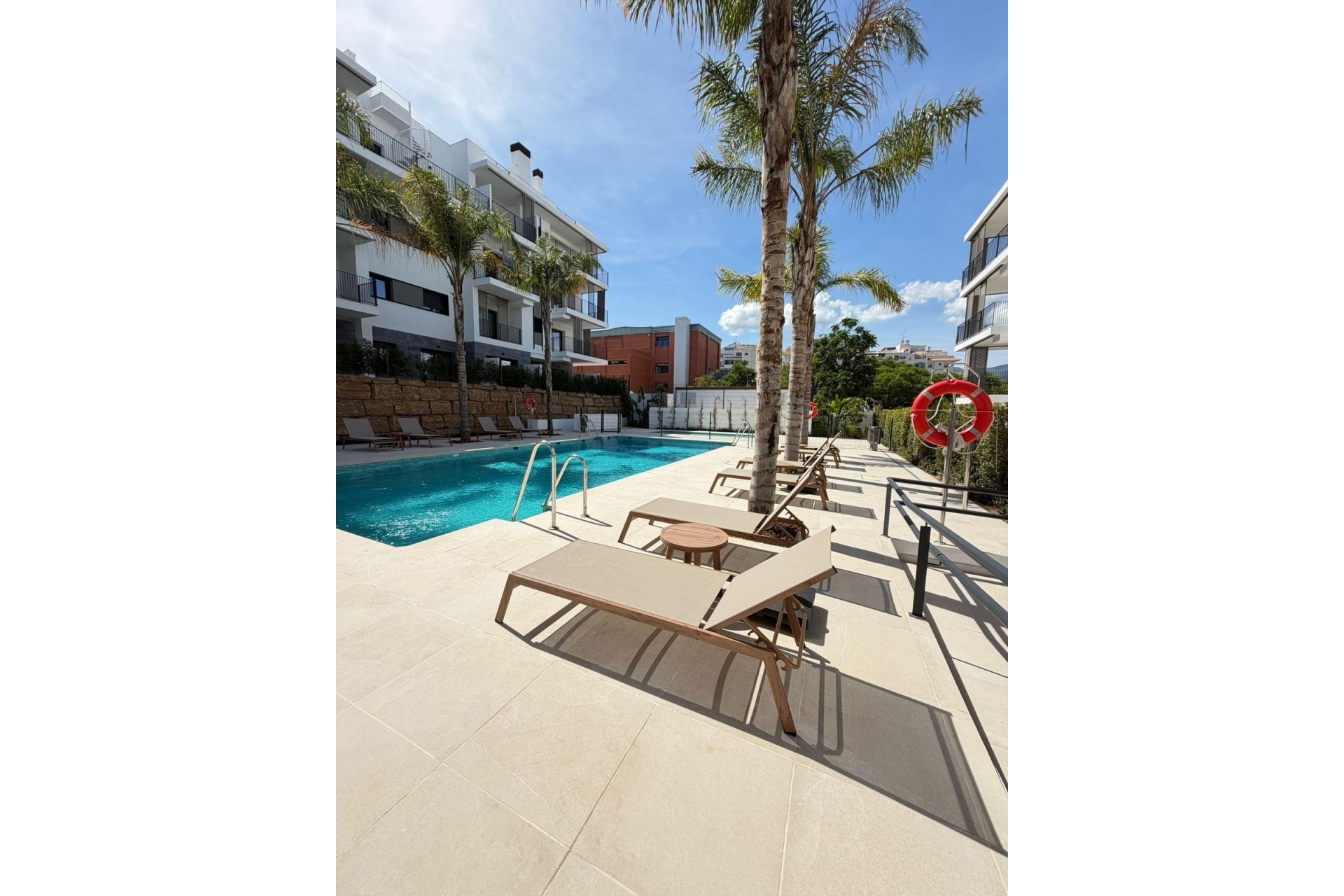 Resale - apartment - Estepona - Estepona Centro