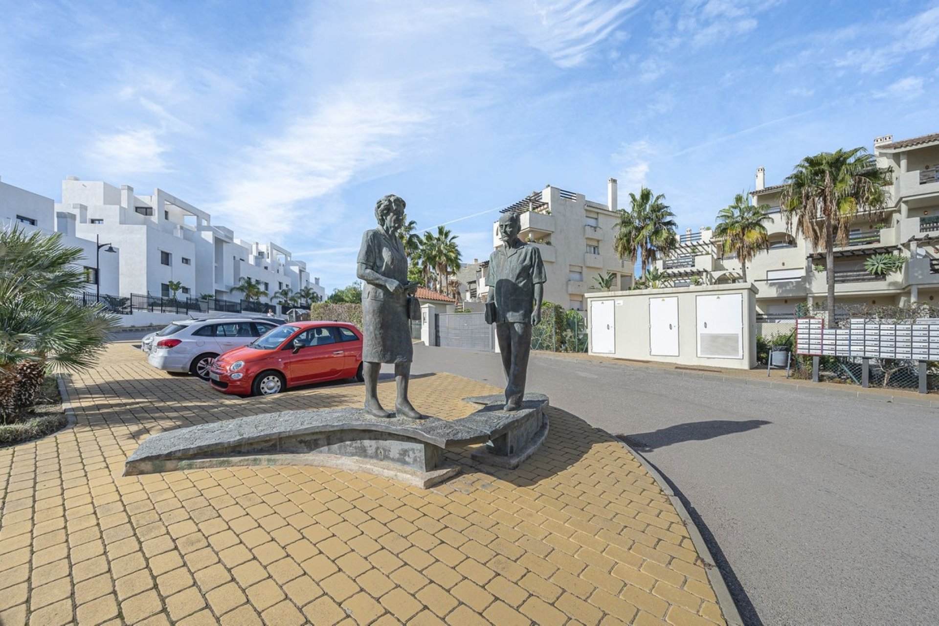 Resale - apartment - Estepona - Estepona Centro