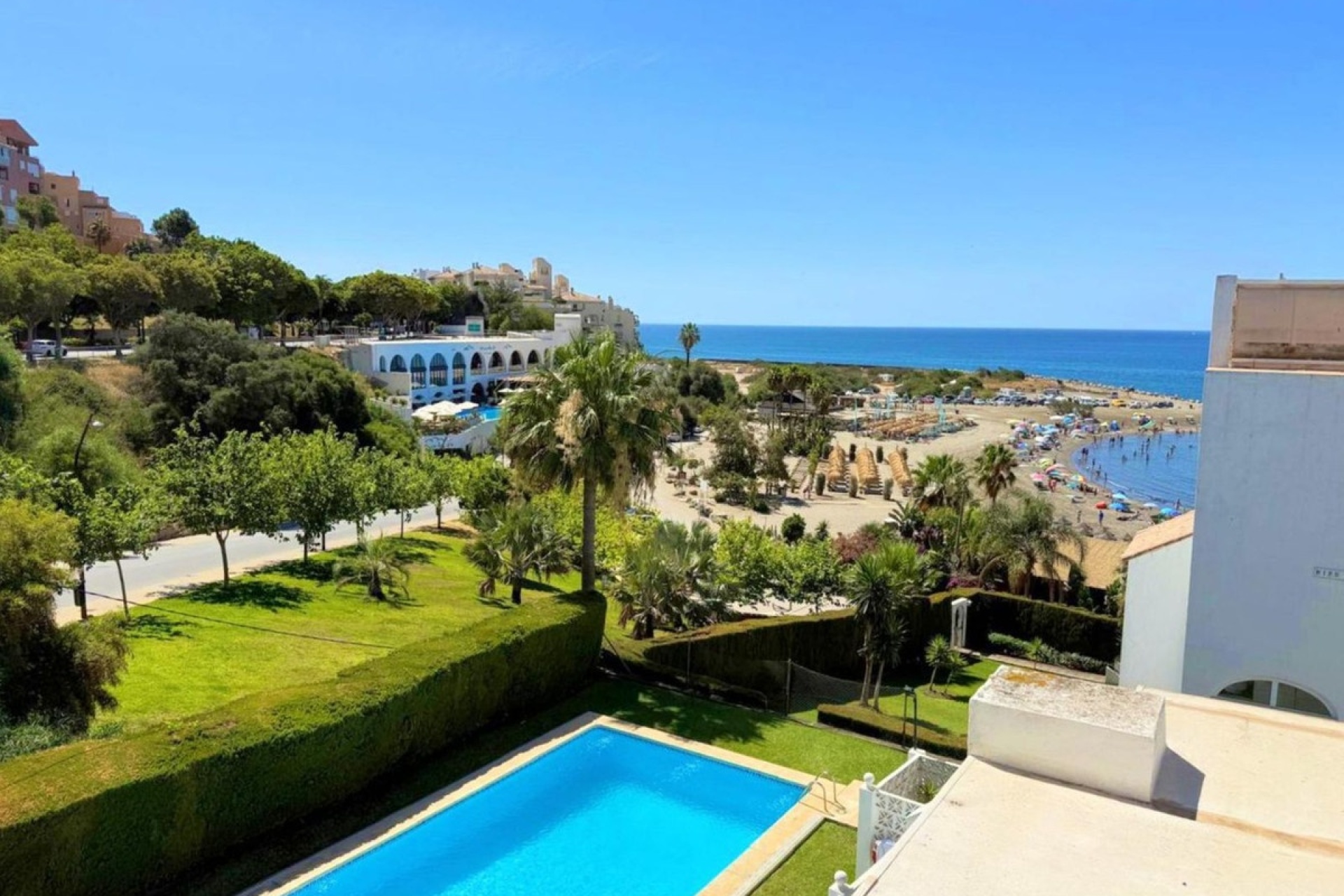 Resale - apartment - Estepona - Estepona Centro