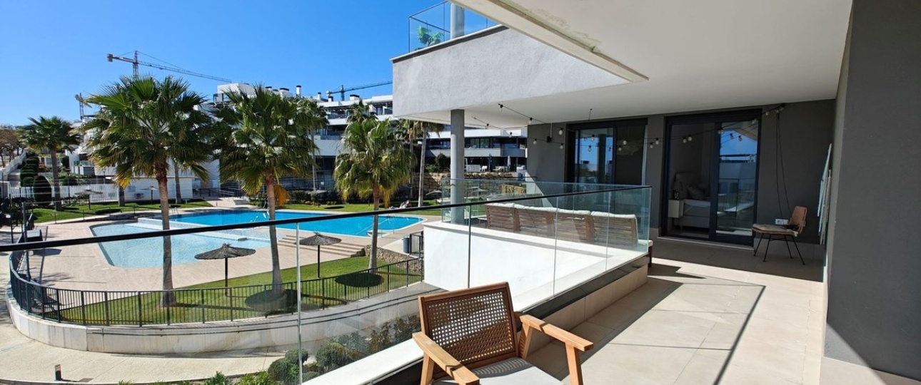 Resale - apartment - Estepona - Estepona Centro