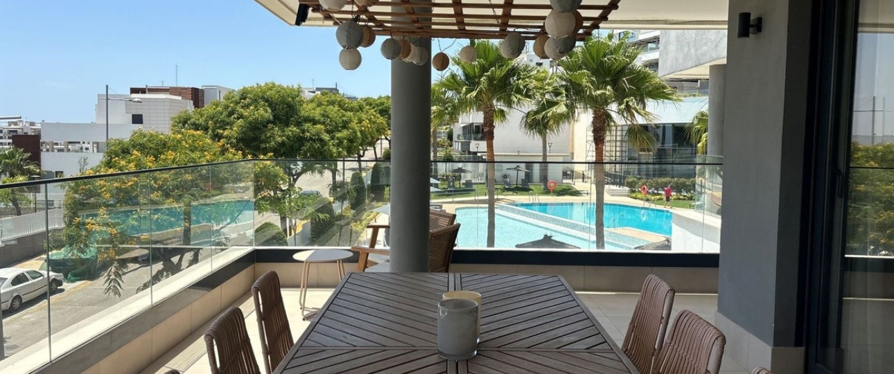 Resale - apartment - Estepona - Estepona Centro