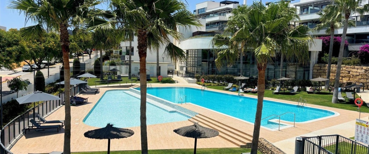 Resale - apartment - Estepona - Estepona Centro