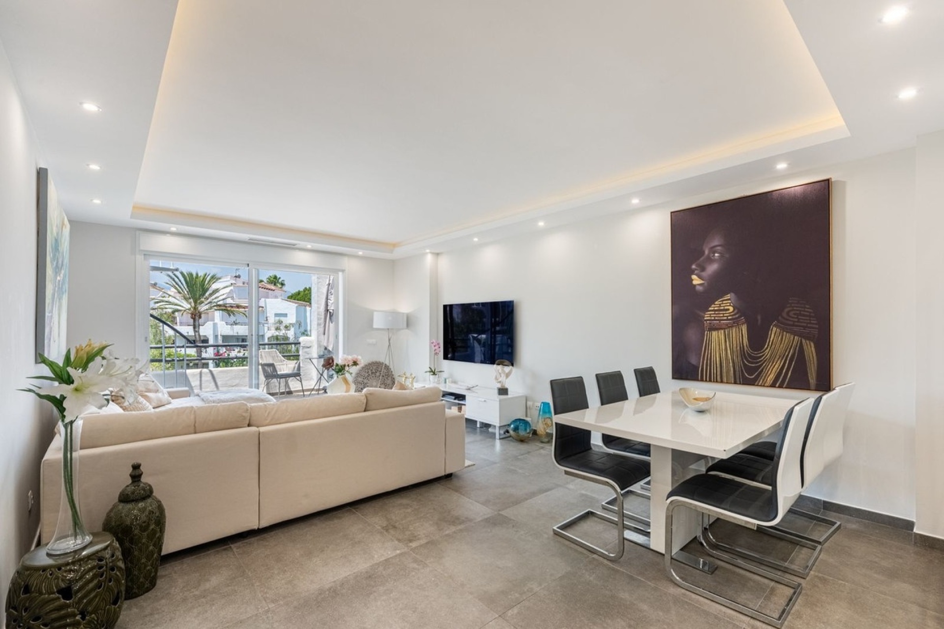 Resale - apartment - Estepona - Estepona Centro