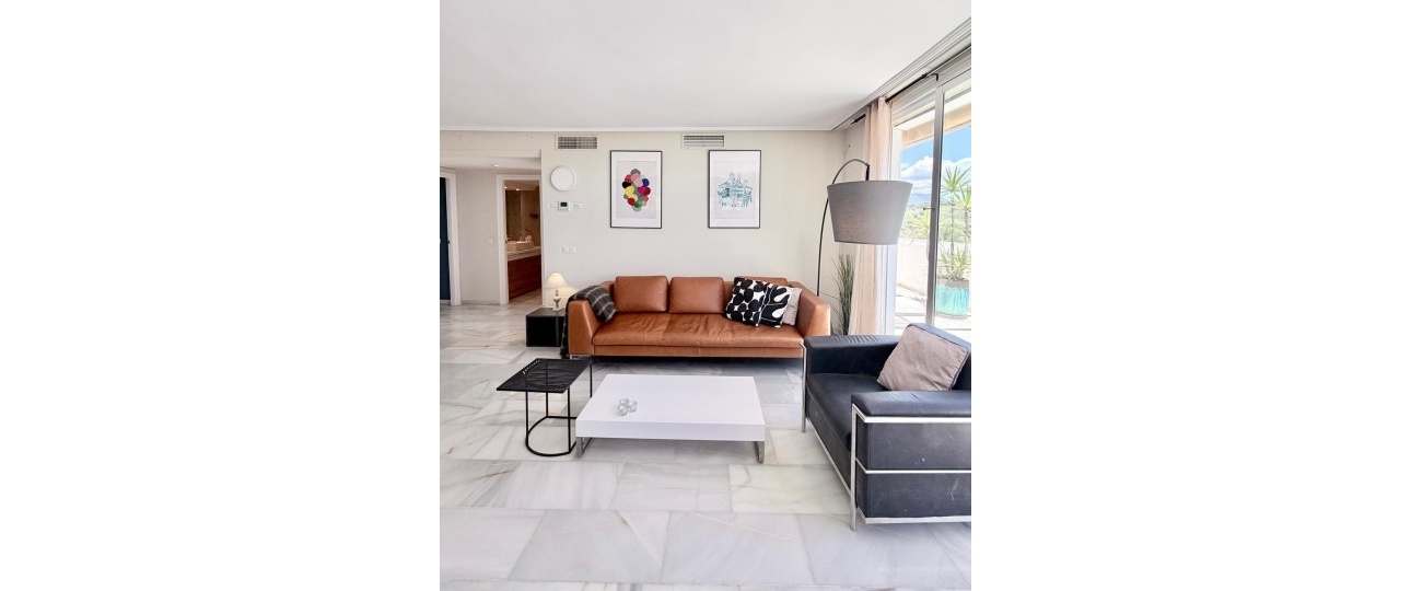 Resale - apartment - Estepona - Estepona Centro