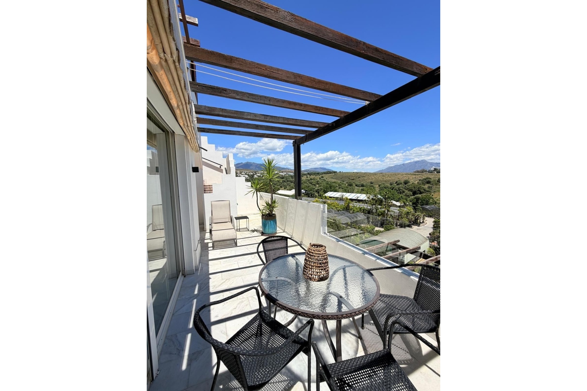 Resale - apartment - Estepona - Estepona Centro