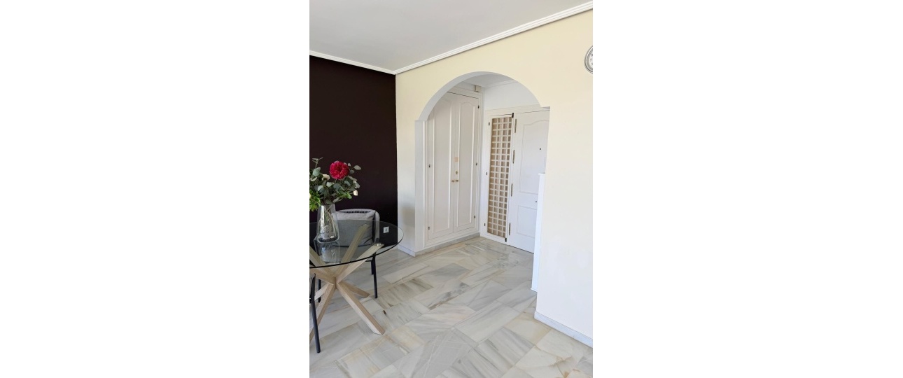 Resale - apartment - Estepona - Estepona Centro