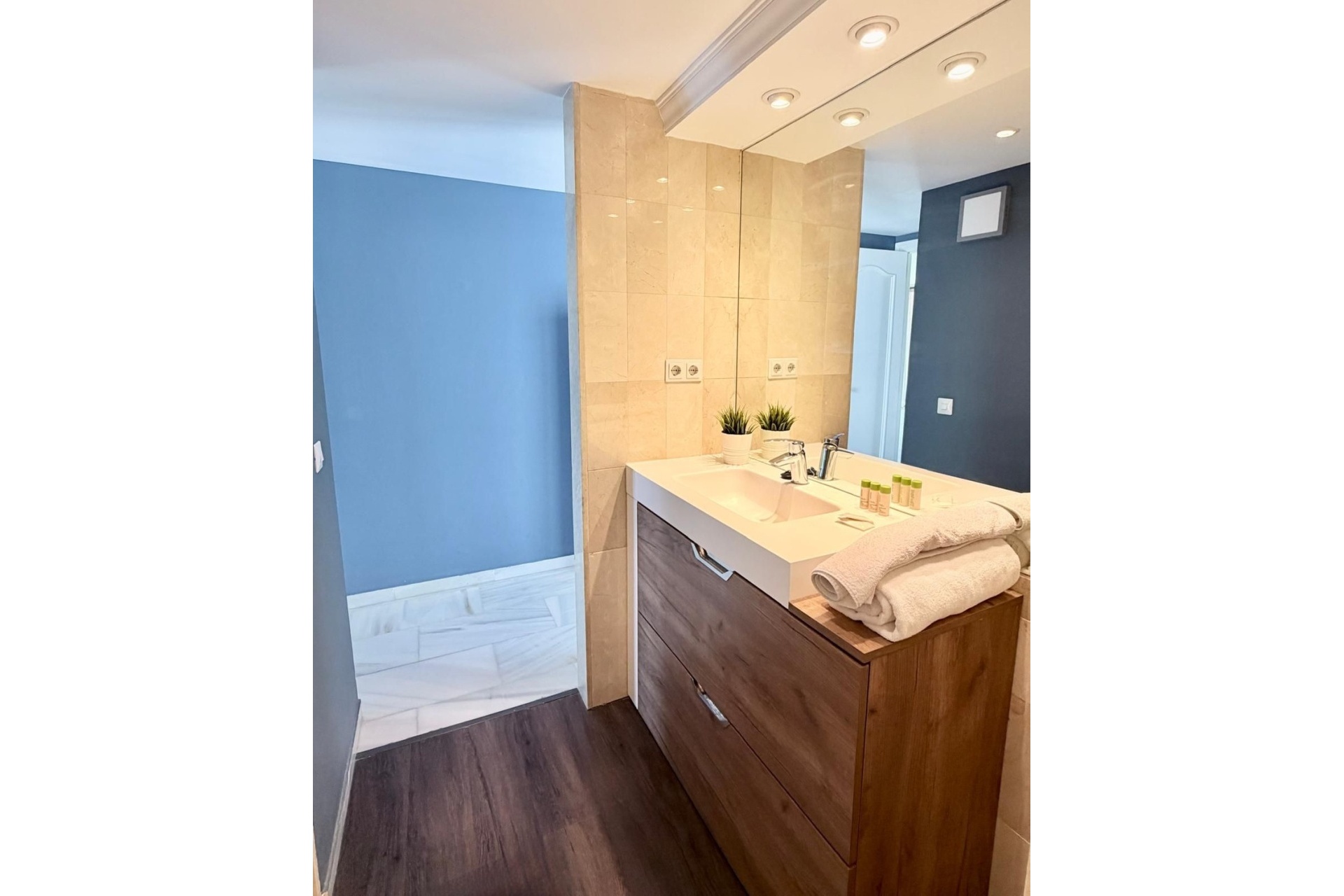 Resale - apartment - Estepona - Estepona Centro