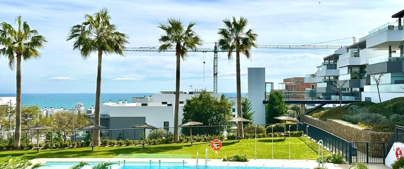 Resale - apartment - Estepona - Estepona Centro