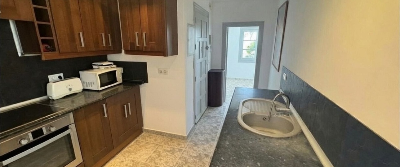 Resale - apartment - Estepona - Estepona Centro