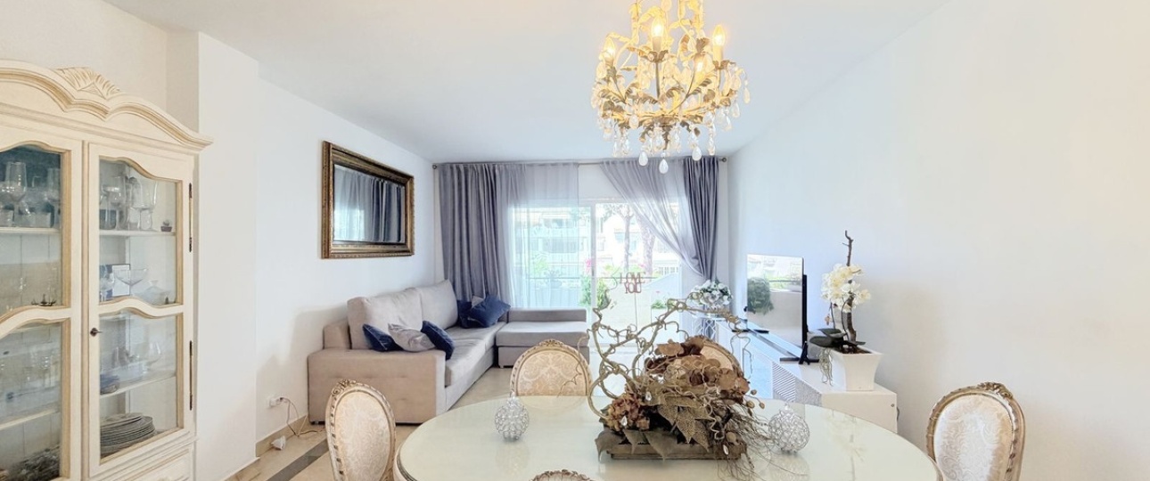 Resale - apartment - Estepona - Estepona Centro