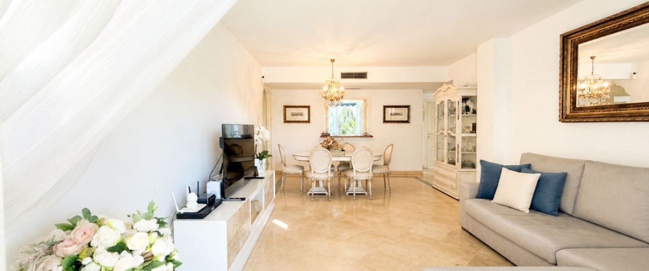 Resale - apartment - Estepona - Estepona Centro