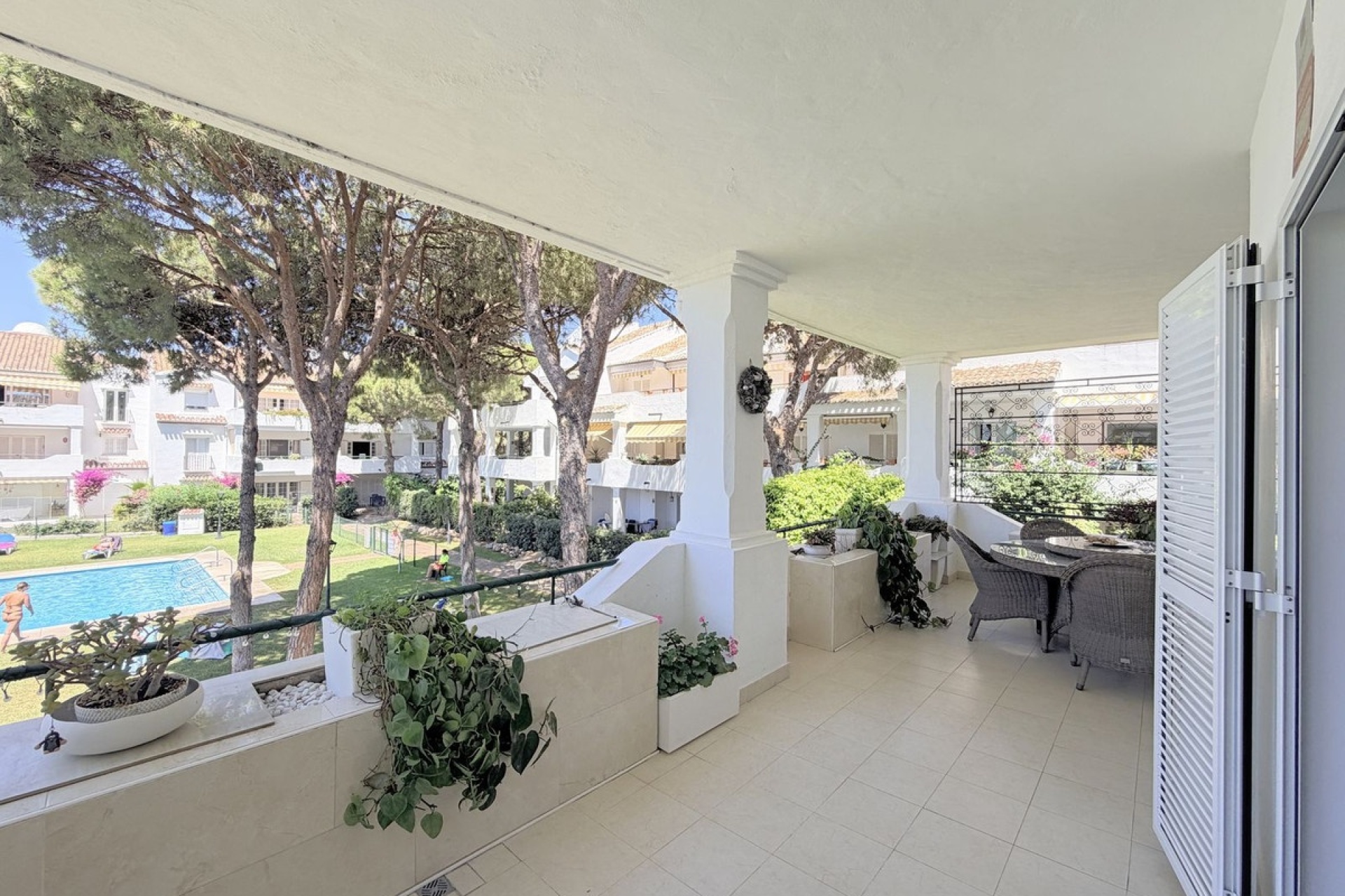 Resale - apartment - Estepona - Estepona Centro