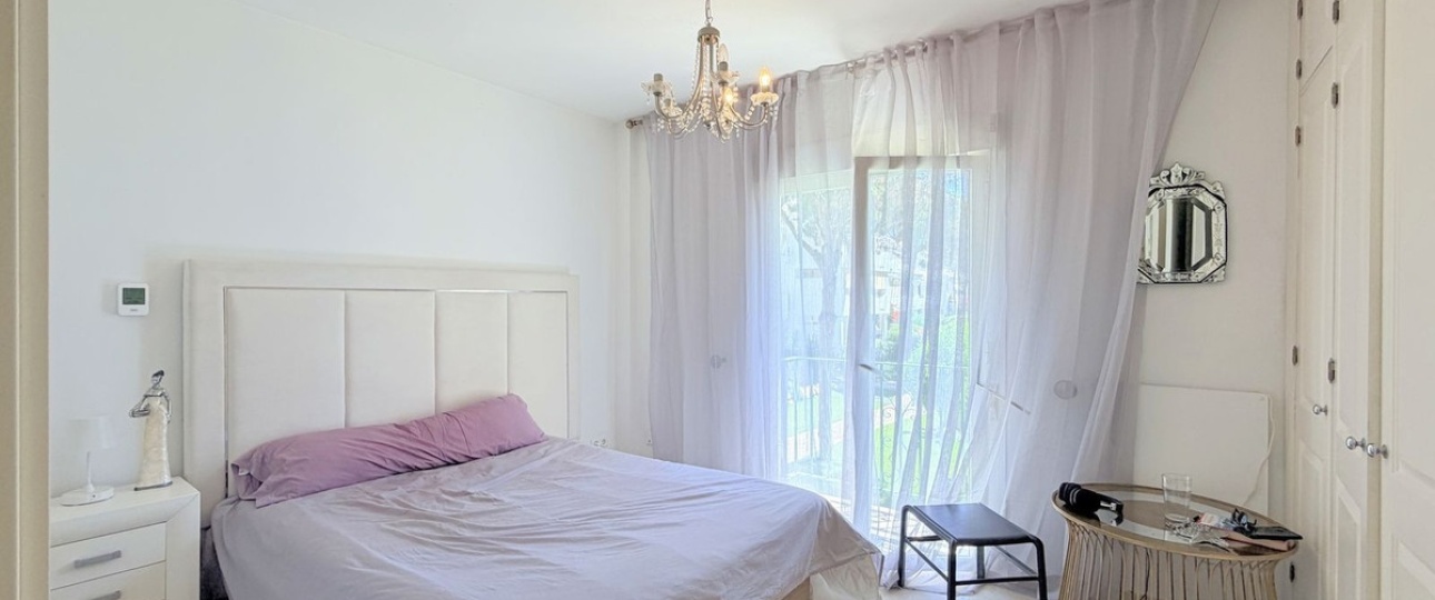 Resale - apartment - Estepona - Estepona Centro