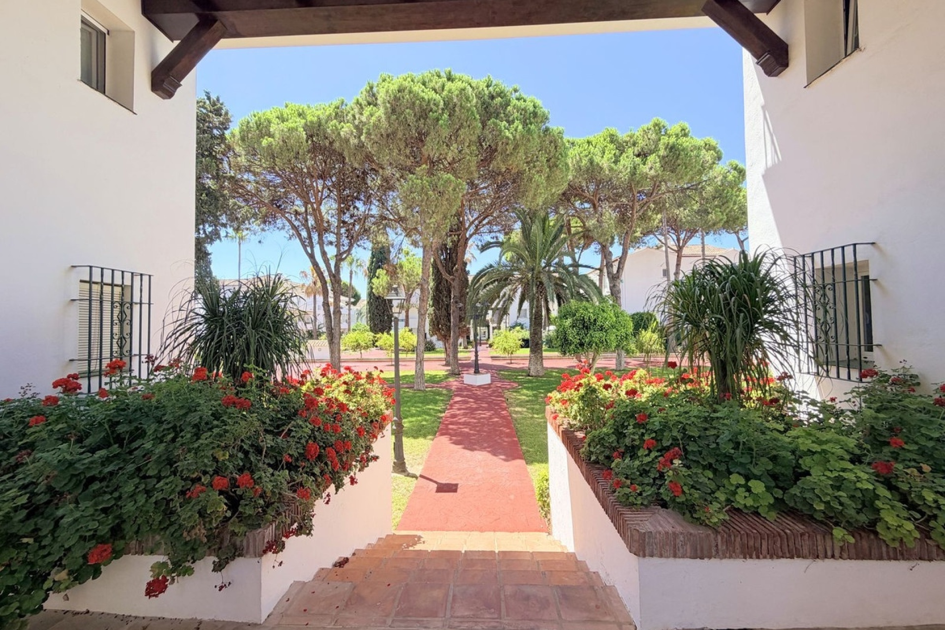Resale - apartment - Estepona - Estepona Centro