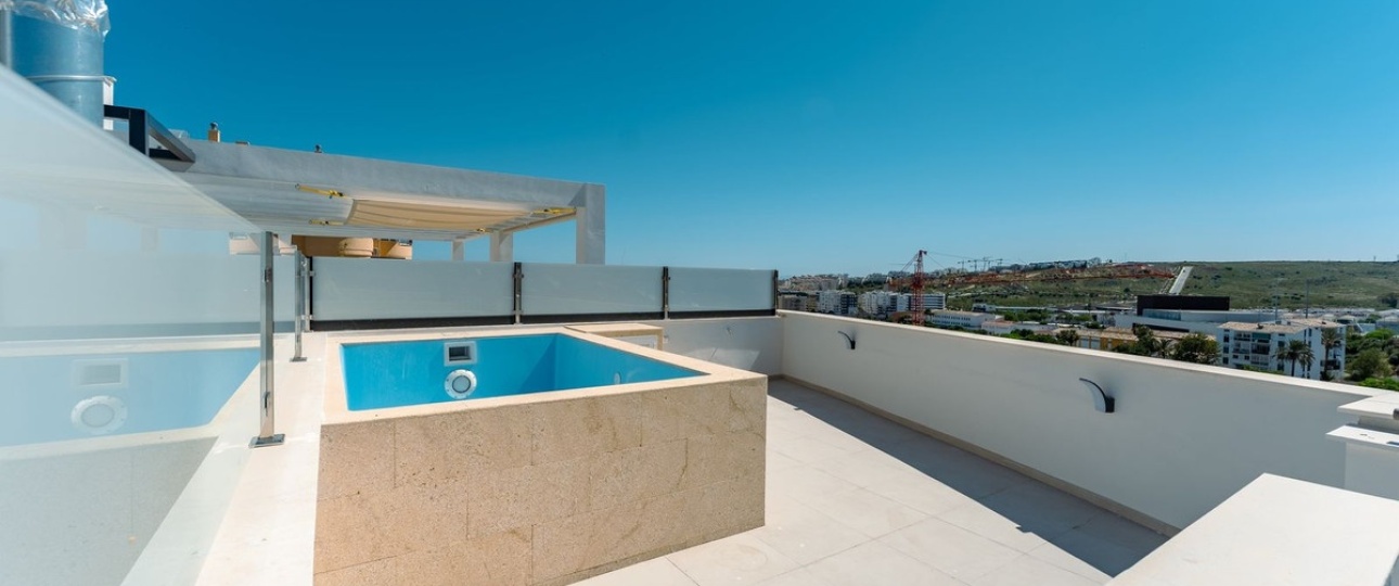 Resale - apartment - Estepona - Estepona Centro