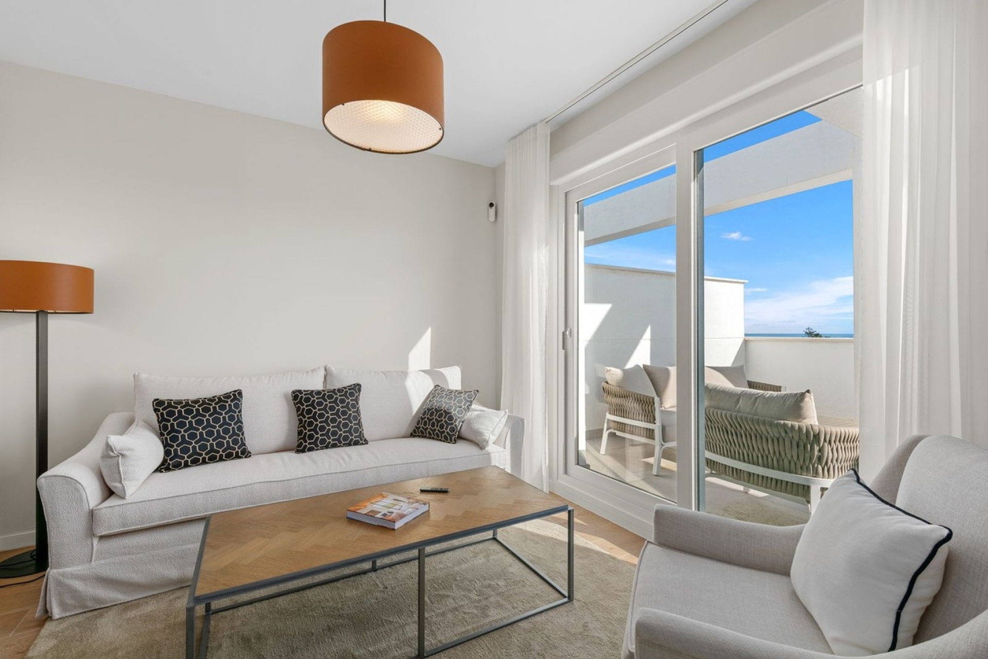 Resale - apartment - Estepona - Estepona Centro