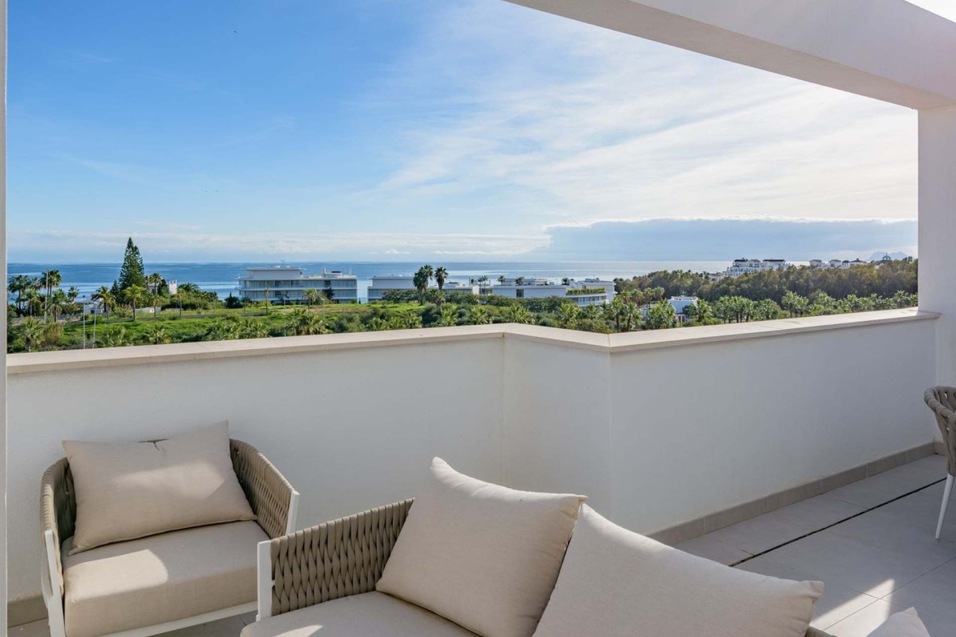 Resale - apartment - Estepona - Estepona Centro