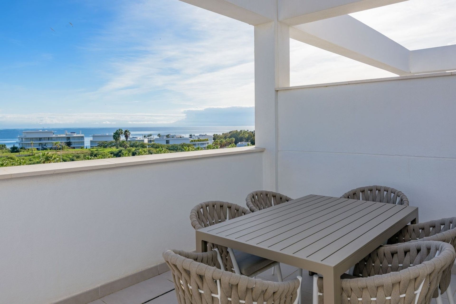 Resale - apartment - Estepona - Estepona Centro