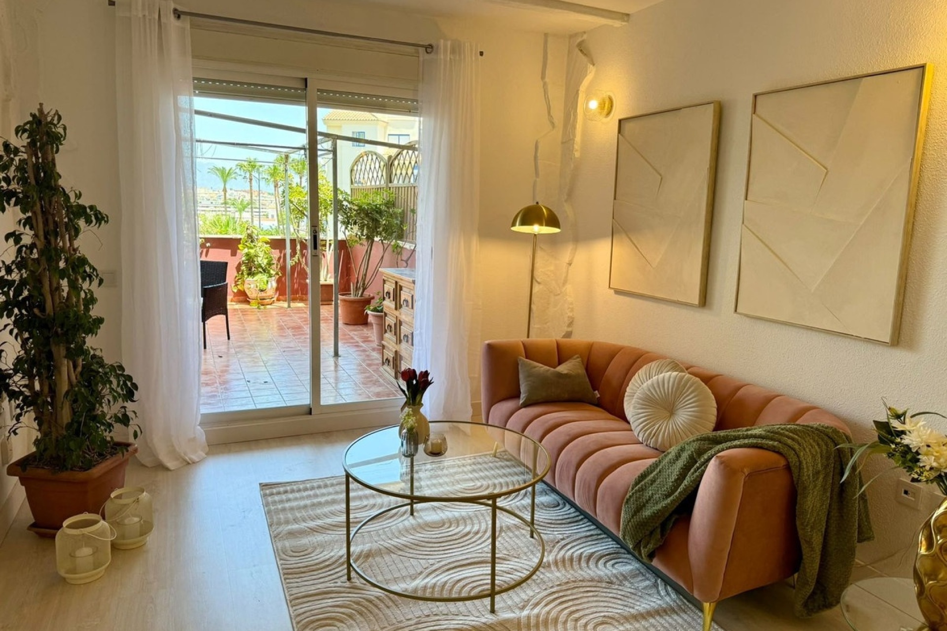 Resale - apartment - Estepona - Estepona Centro