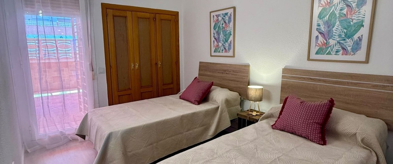 Resale - apartment - Estepona - Estepona Centro