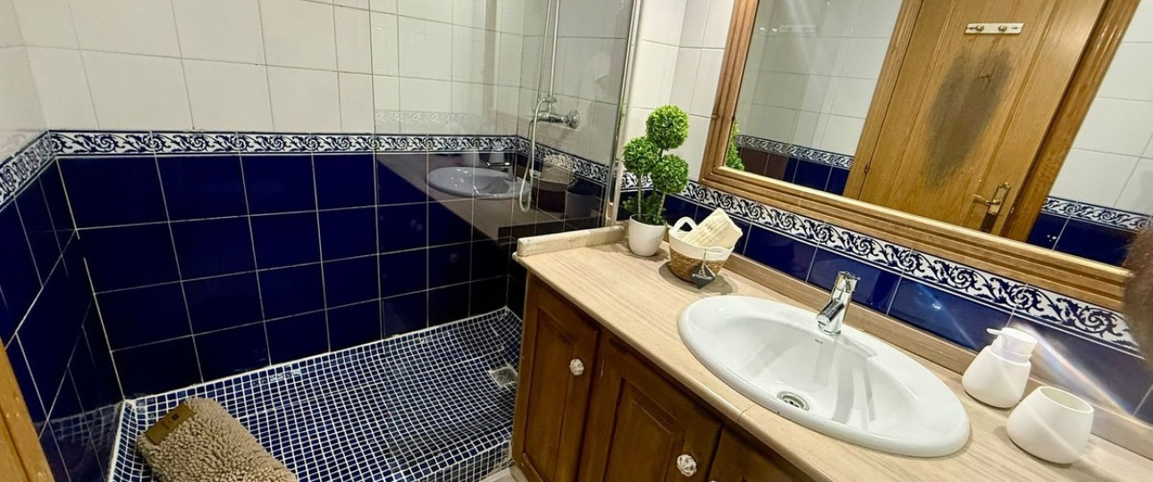 Resale - apartment - Estepona - Estepona Centro