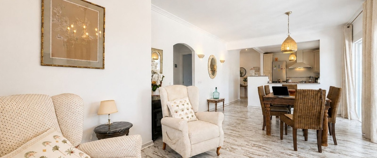 Resale - apartment - Estepona - Estepona Centro