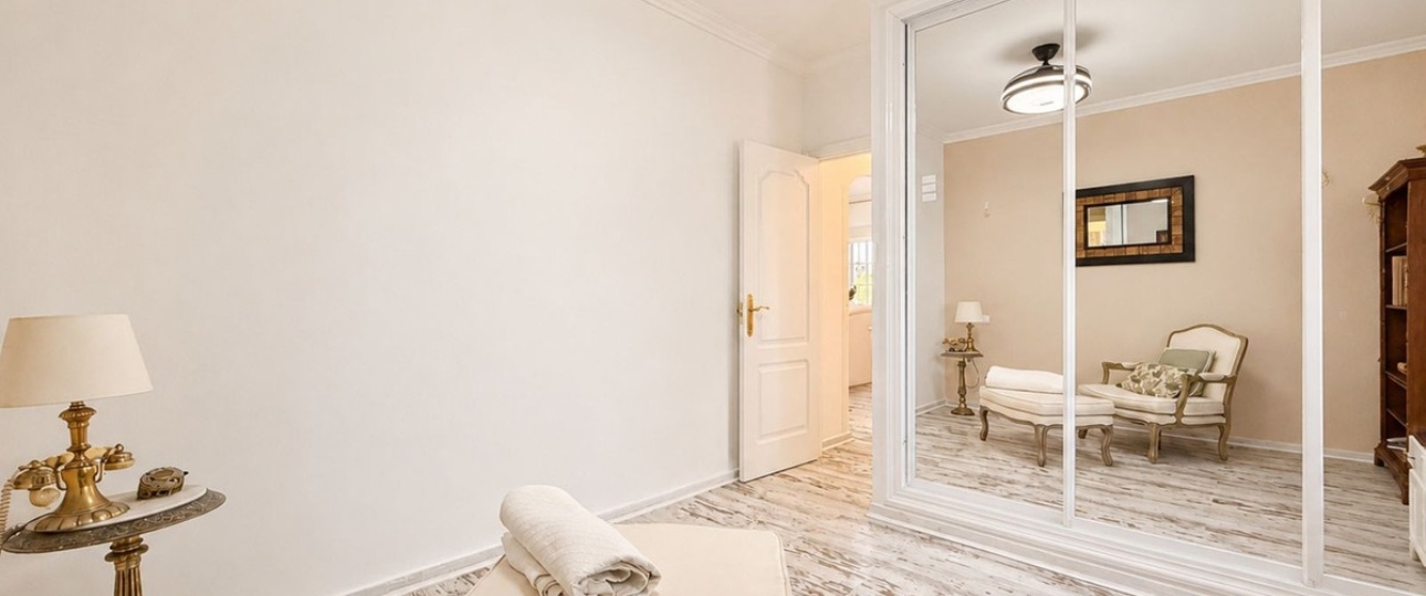 Resale - apartment - Estepona - Estepona Centro