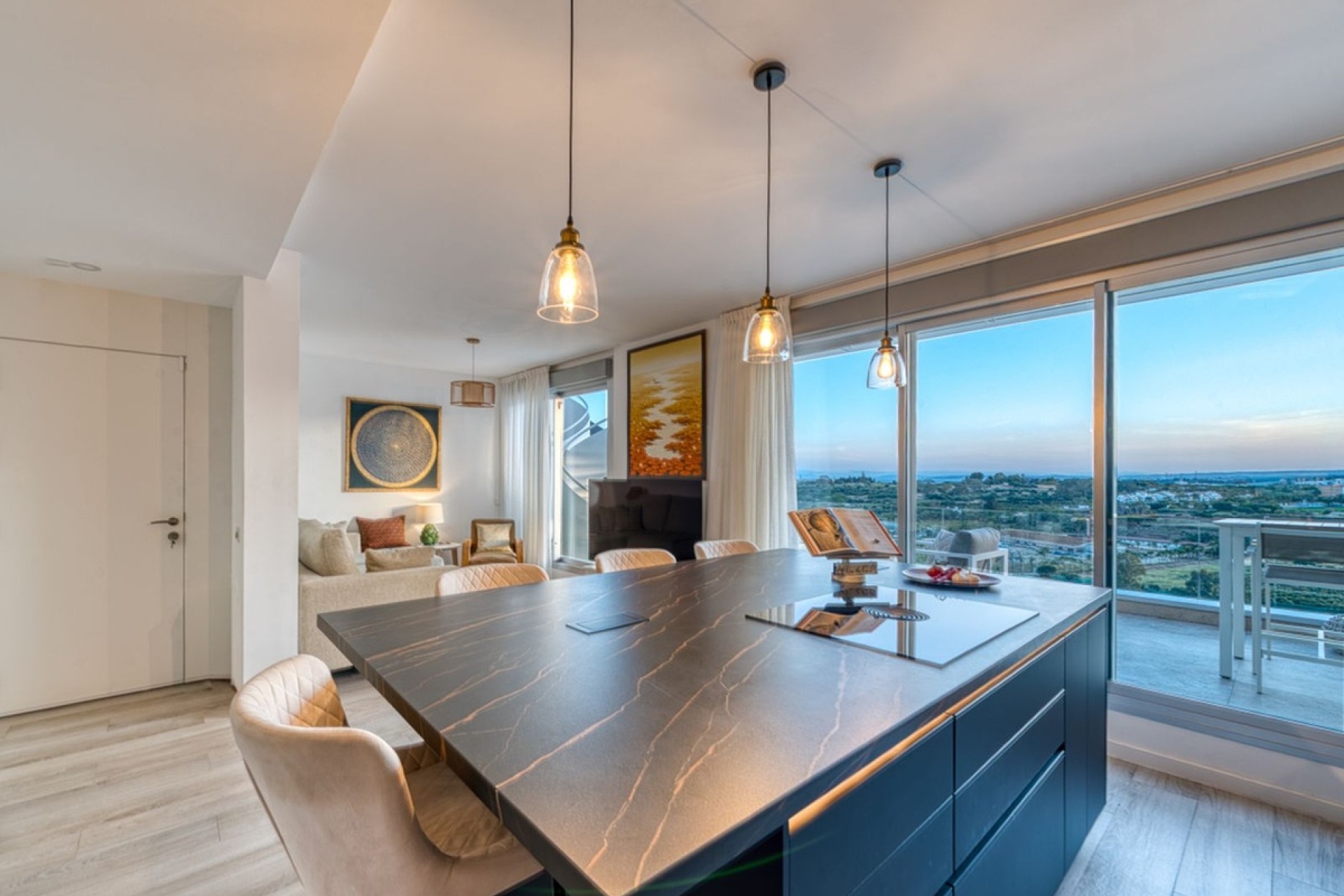 Resale - apartment - Estepona - Estepona Centro