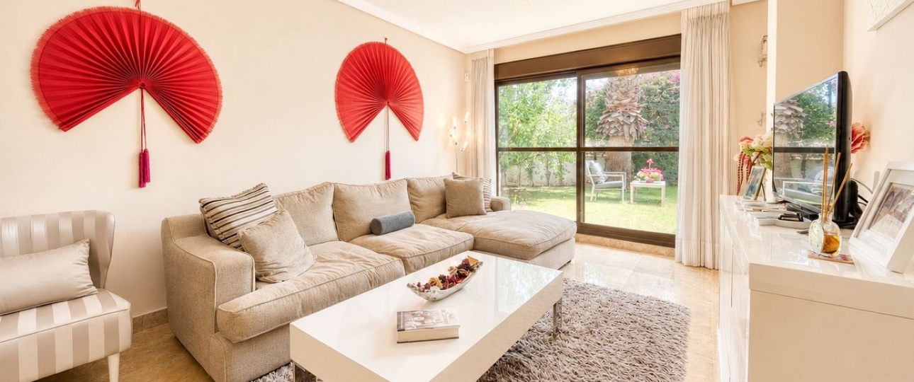 Resale - apartment - Estepona - Estepona Centro